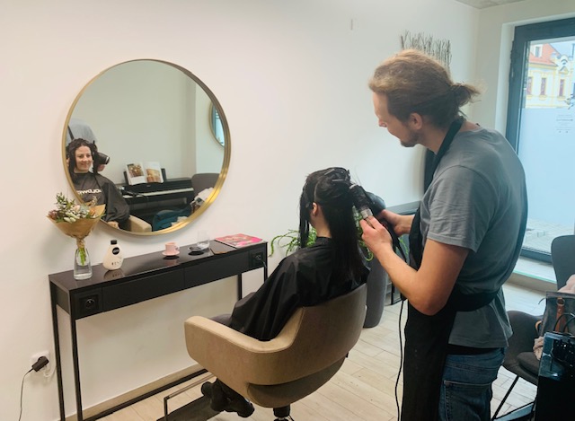 Diagnostika stavu vlasové pokožky